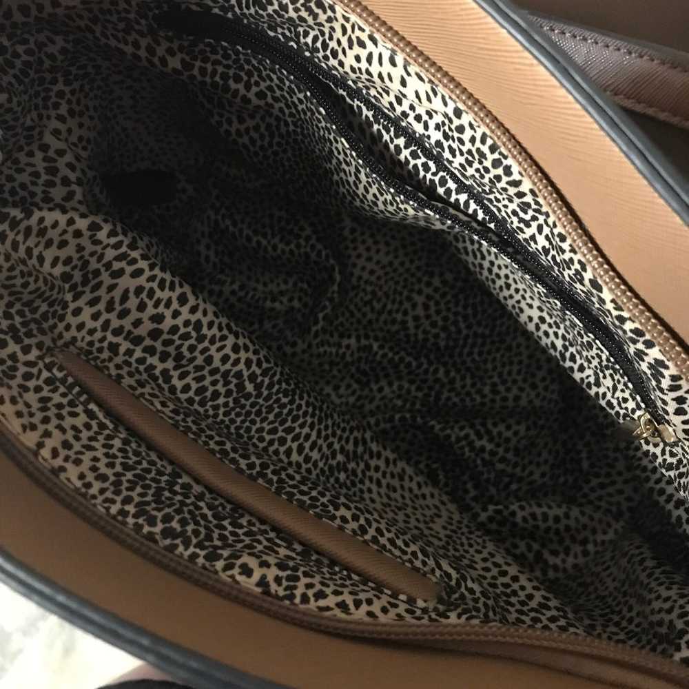 Ladies beautiful brown handbag and purse matching… - image 4