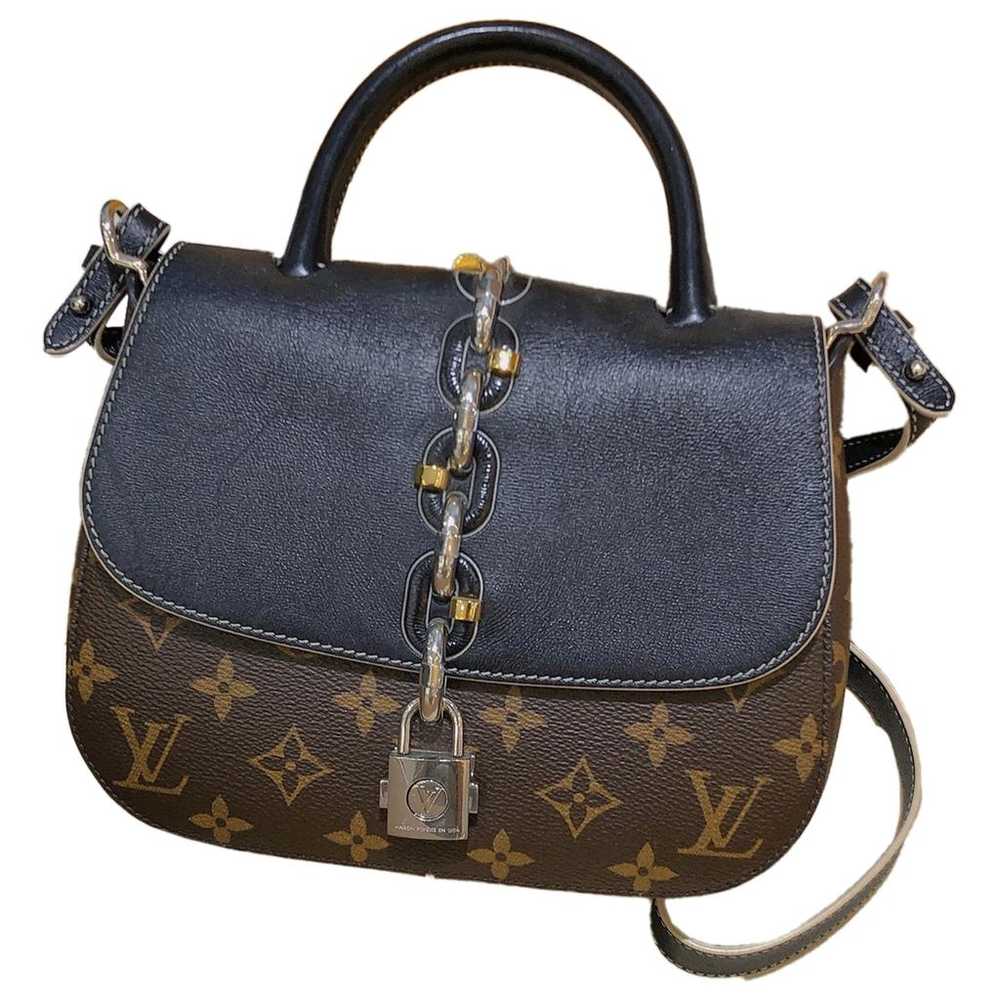 Louis Vuitton Chain It vinyl crossbody bag - image 1