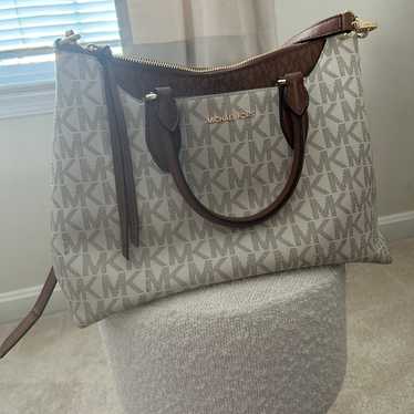 Michael Kors purse - image 1