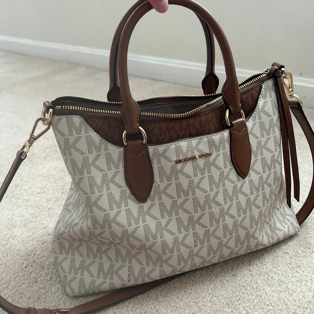 Michael Kors purse - image 5