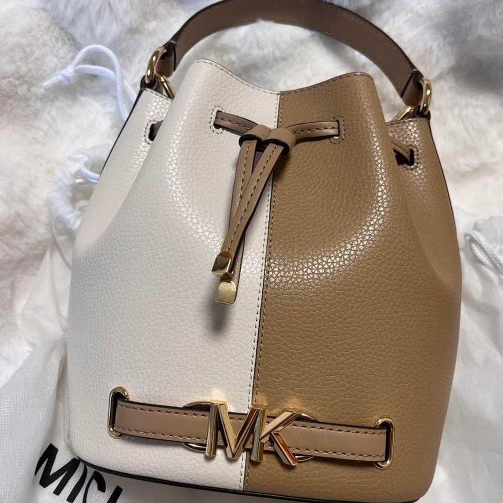 MICHAEL KORS shoulder bag Reed bucket - image 2