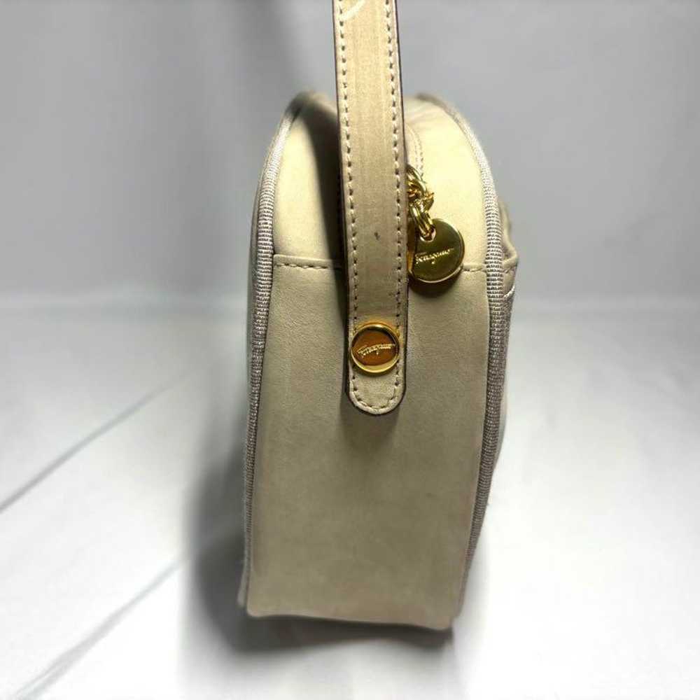 【Excellent Condition】Salvatore Ferragamo shoulder… - image 10