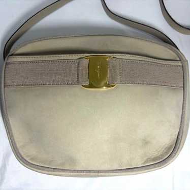 【Excellent Condition】Salvatore Ferragamo shoulder… - image 1