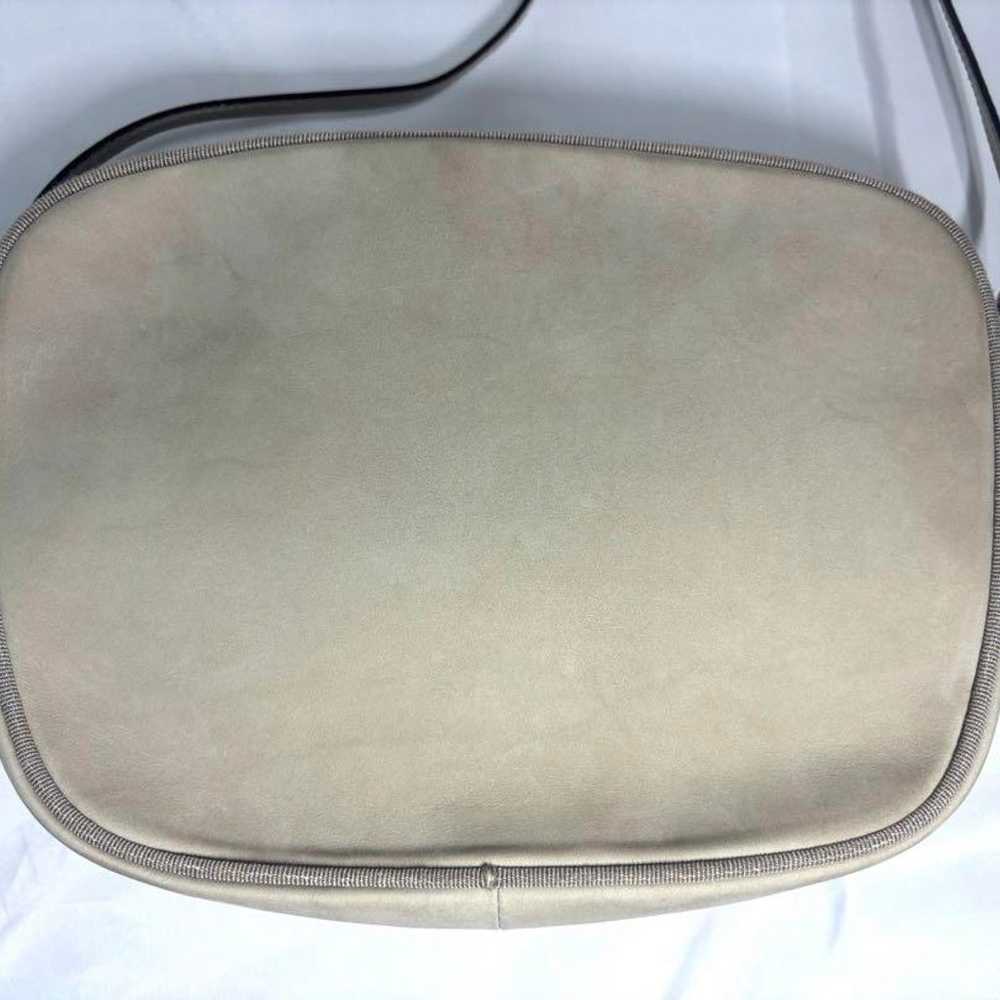 【Excellent Condition】Salvatore Ferragamo shoulder… - image 2