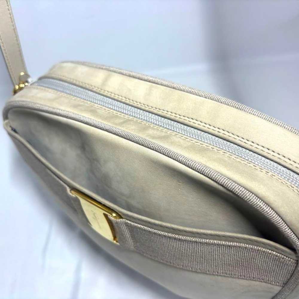 【Excellent Condition】Salvatore Ferragamo shoulder… - image 8