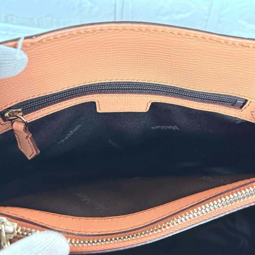 《High-quality ✨Rare》MAX MARA Leather Shoulder Bag… - image 11