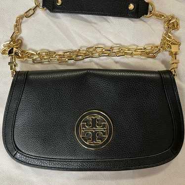 Tory Burch Amanda Logo Clutch