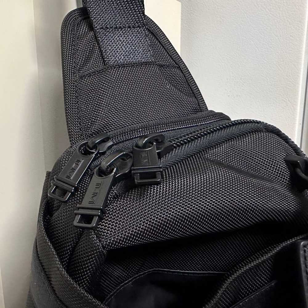 Tumi Alpha Bravo crossbody utility bag - image 3