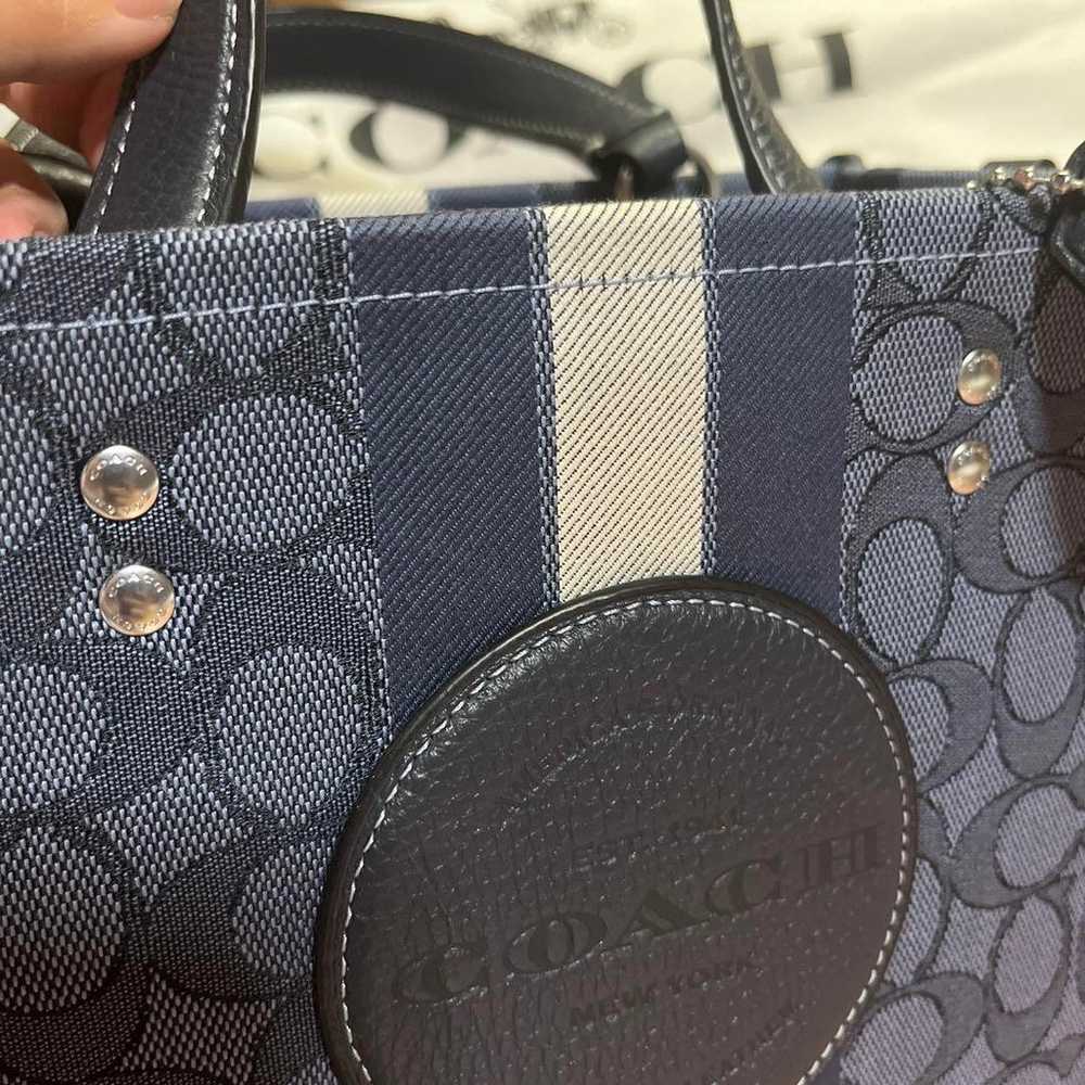 COACH DEMPSEY TOTE NAVY COACH - image 11