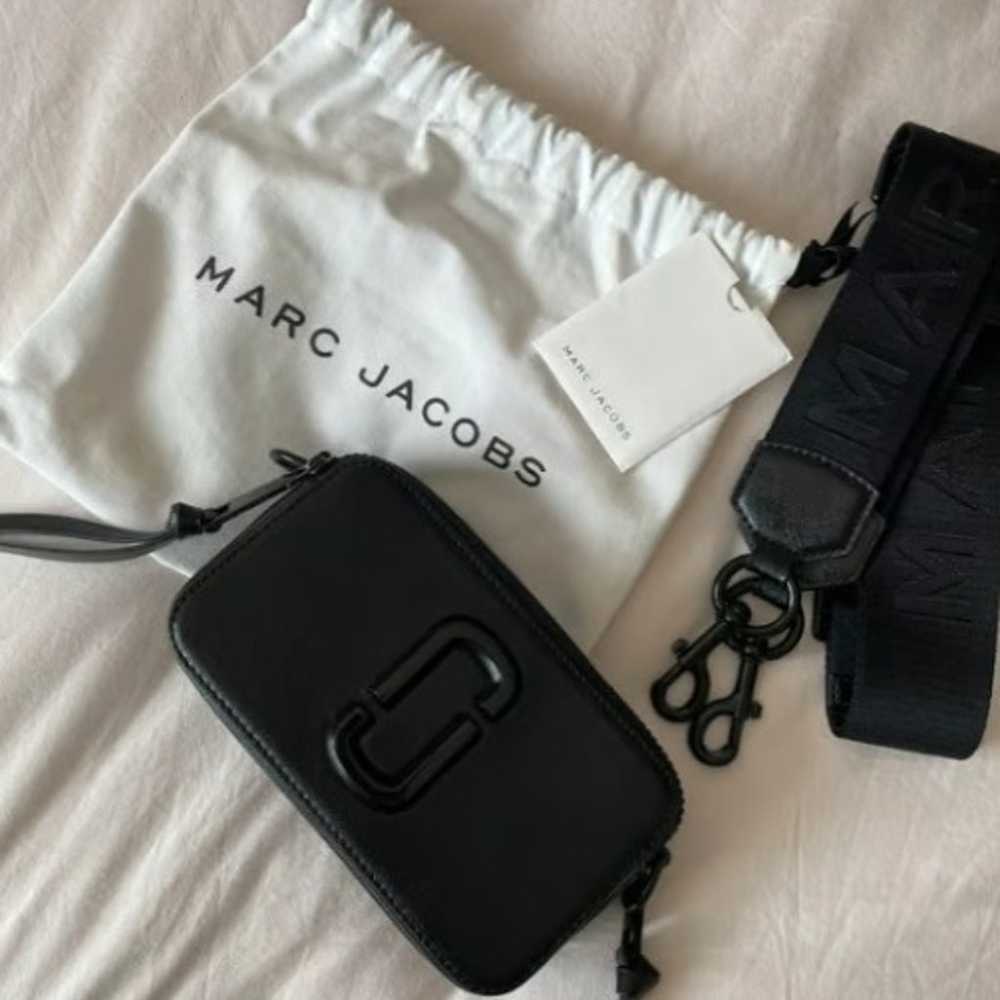 NWT Marc Jacob the SNAPSHOT Crossbody Bag Black - image 2