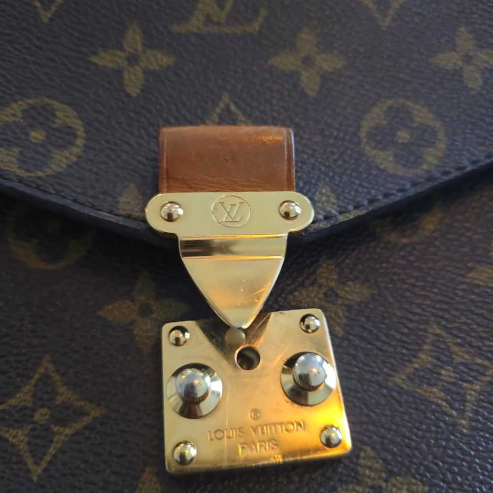 Louis Vuitton Metis leather crossbody bag - image 2