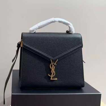 【Brand new, unused】Carry the Saint Laurent handbag