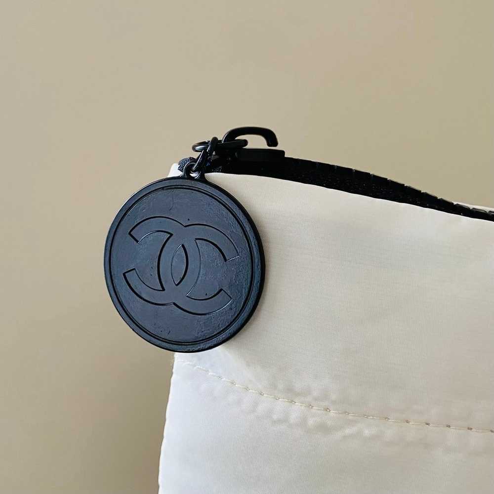 Brand New Chanel White Puffy Padded Makeup Pouch/… - image 2