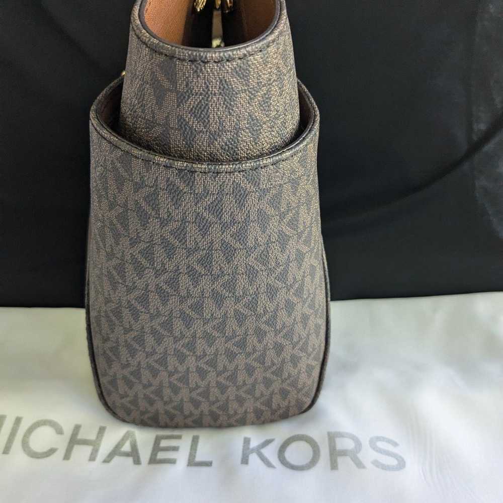 Michael Kors Jet Set Travel Tote with Original Du… - image 3