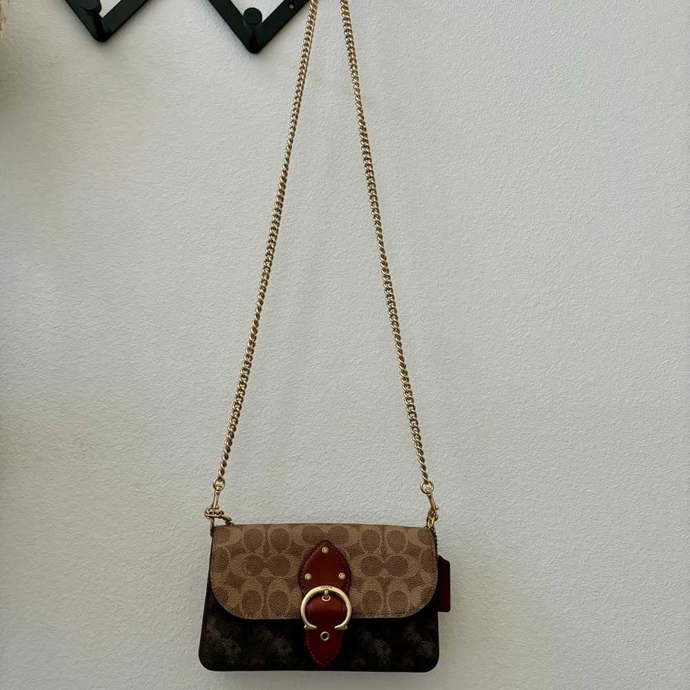 Super cute Coach crossbody bag - image 3