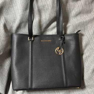 MICHAEL KORS Michael Kors Back Beautiful Condition - image 1