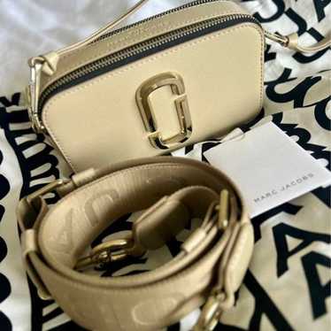 NWT snapshot cross-body bag - image 1