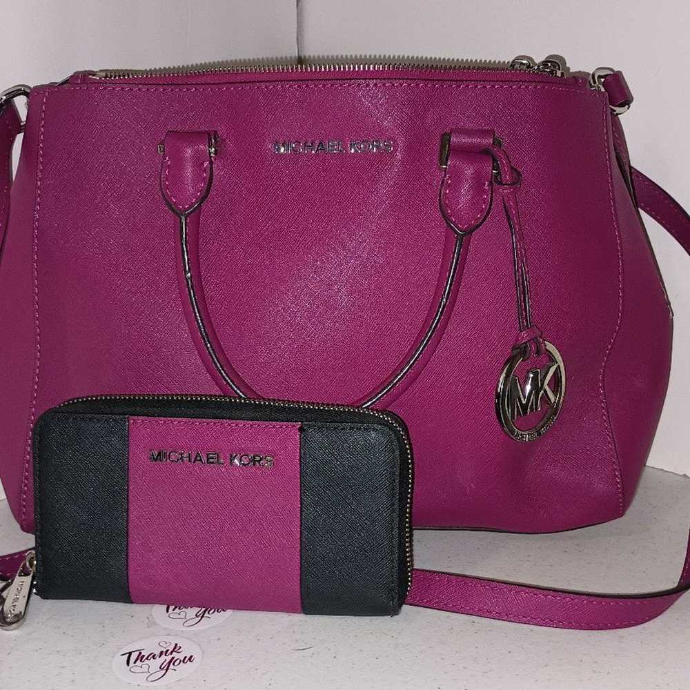 Michael Kors Shoulder bag w/wristlet-wallet - image 1