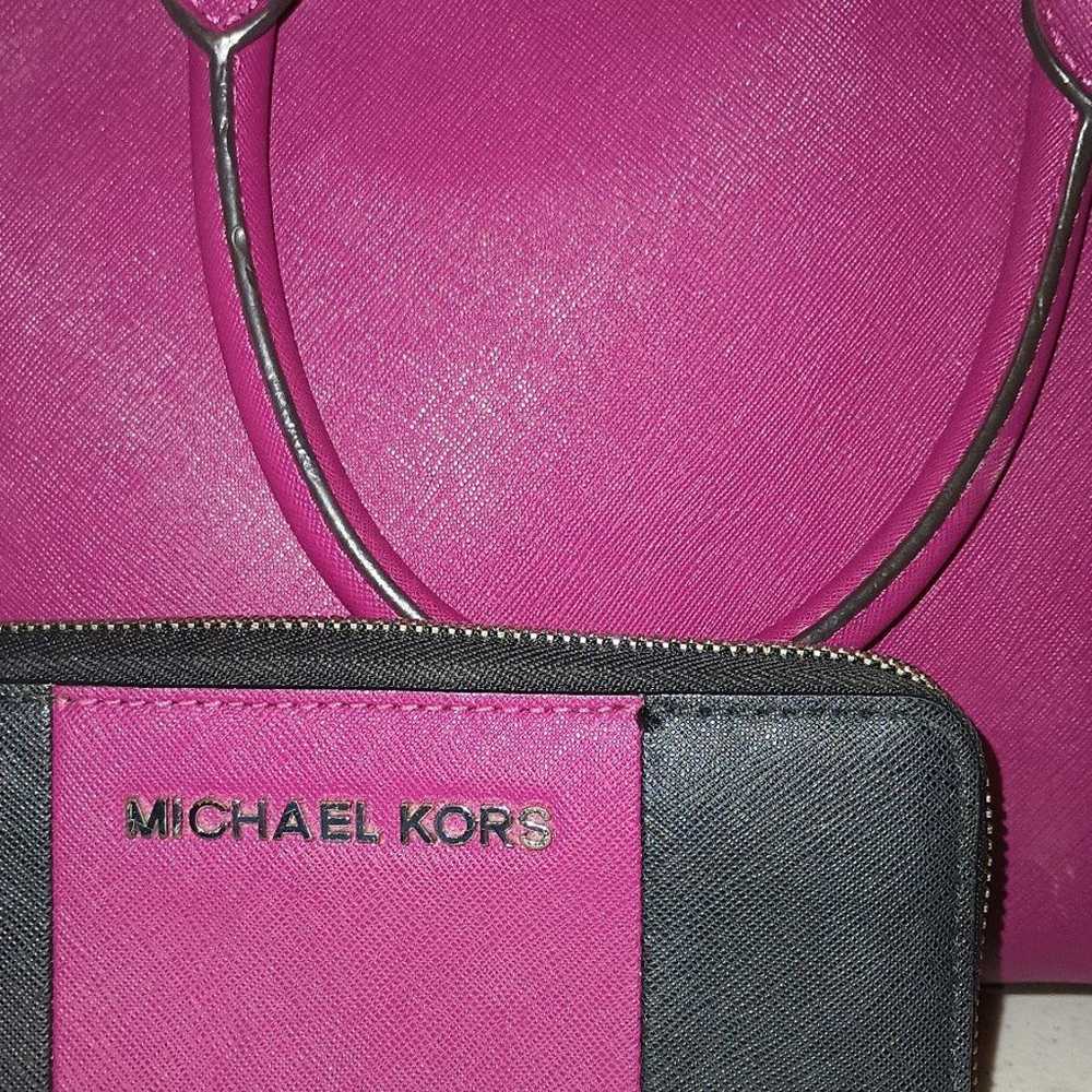 Michael Kors Shoulder bag w/wristlet-wallet - image 3