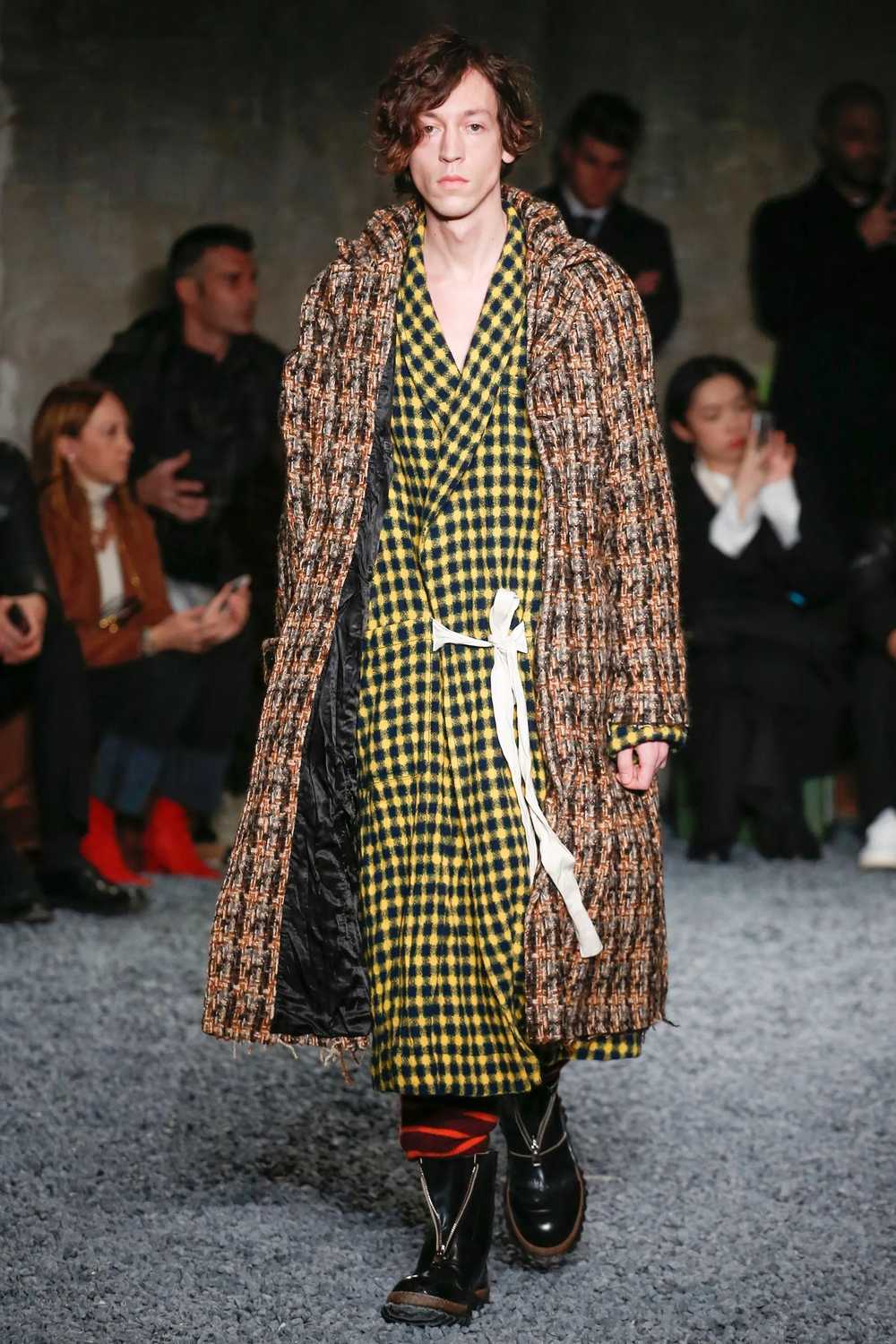 Marni FW18 AW18 Runway Tweed Coat - image 5