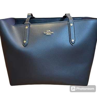 Coach Central Tote With Zip