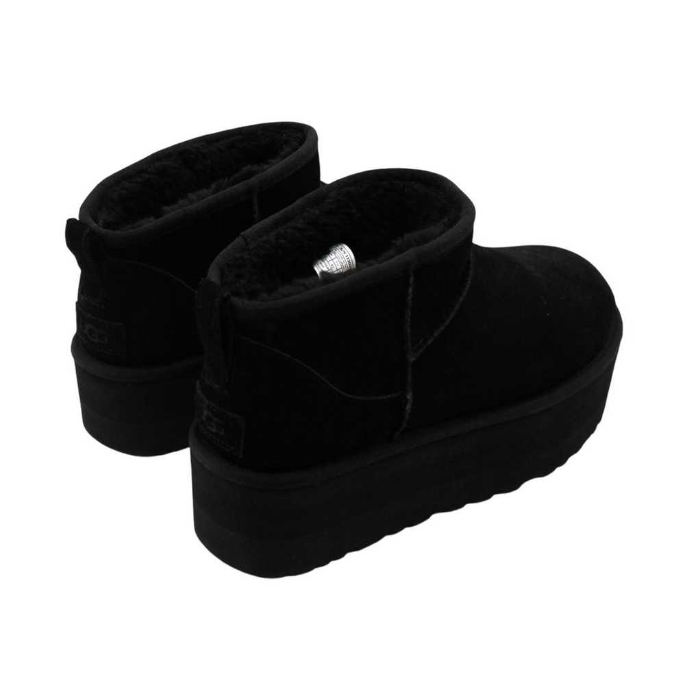 Ugg Boots - image 5