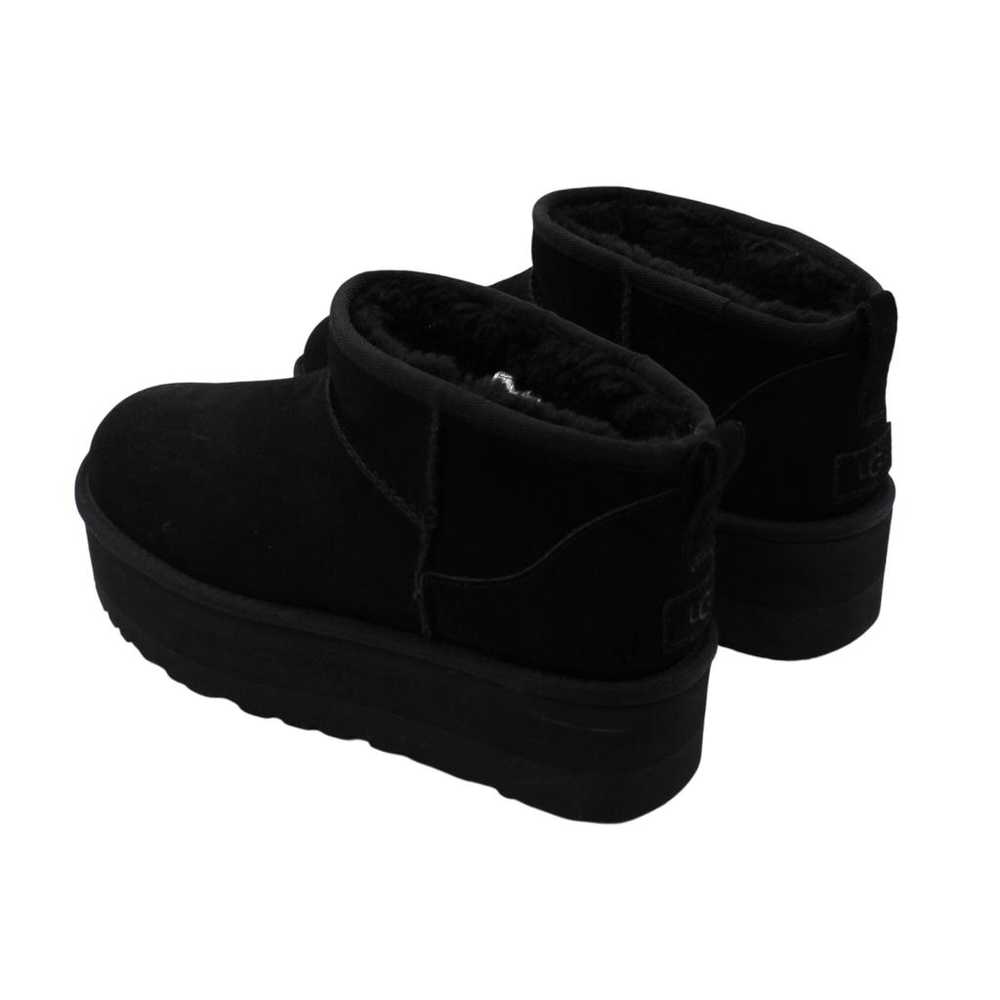 Ugg Boots - image 6