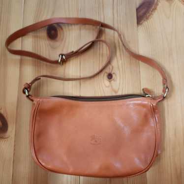 Il Bisonte Crescent-shaped Shoulder Bag