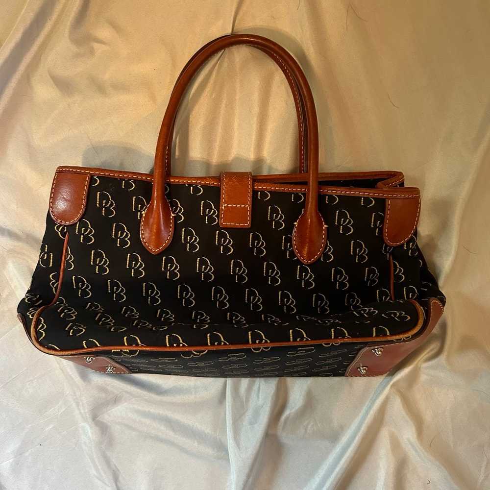 Dooney and Bourke handbag - image 3