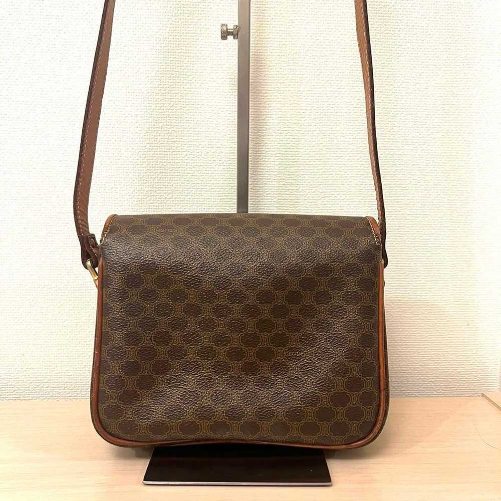 Excellent condition ✨ Celine shoulder bag Triumph… - image 3