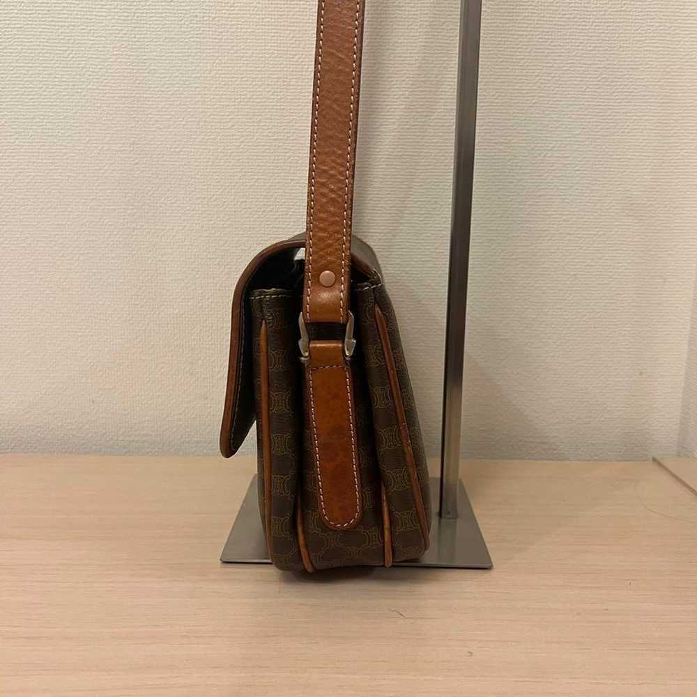 Excellent condition ✨ Celine shoulder bag Triumph… - image 5