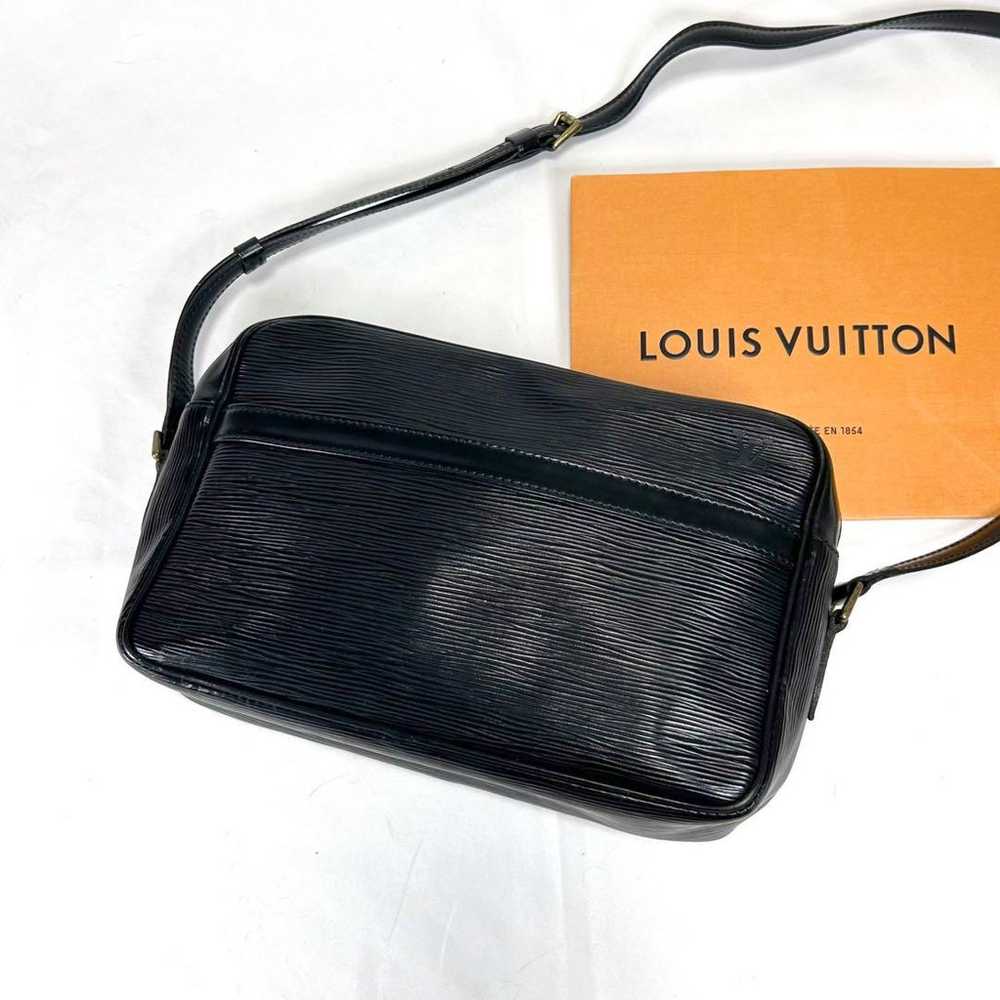 Louis Vuitton Epi Leather Trocadero 27 Black - image 11