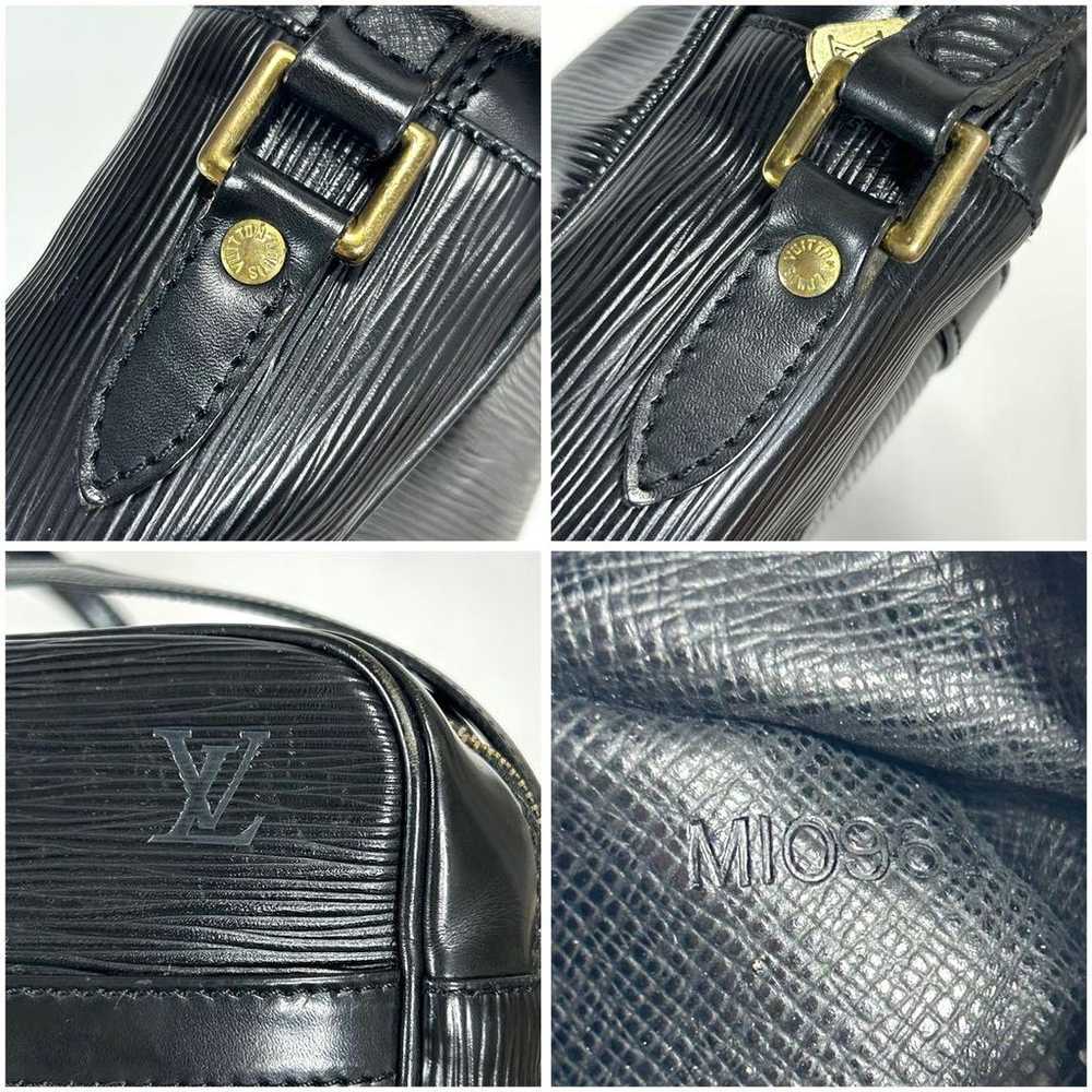 Louis Vuitton Epi Leather Trocadero 27 Black - image 9