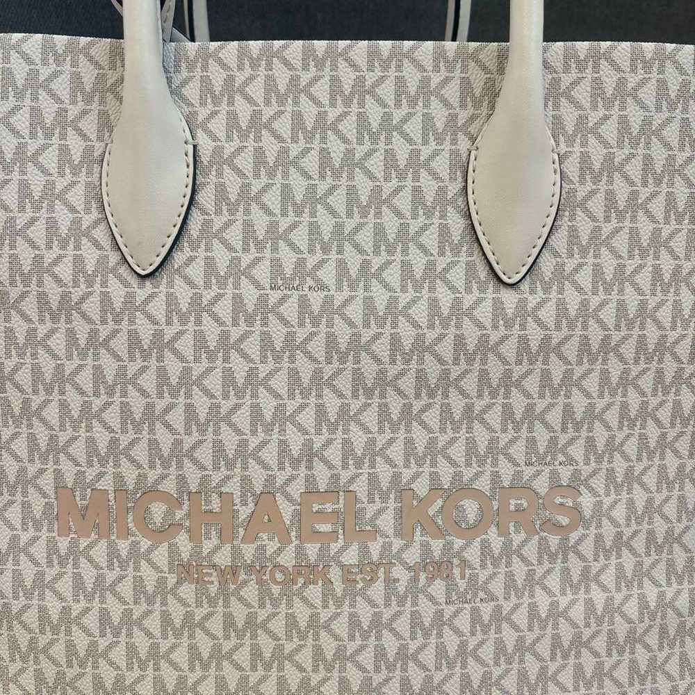 【New】MICHAEL KORS Michael Kors Tote Bag Size L. - image 2