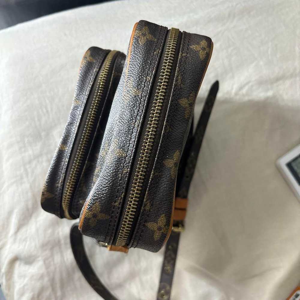 High-quality Louis Vuitton Amazon shoulder bag. - image 5