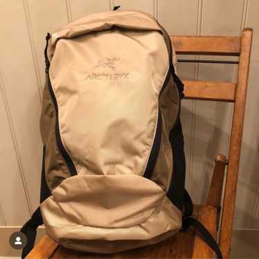 Arcteryx × beams boy - Gem Arcteryx × beams boy - Gem