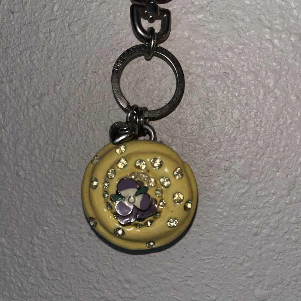 Juicy cupcake charm - image 1