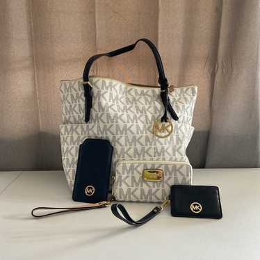 Michael Kors Tote