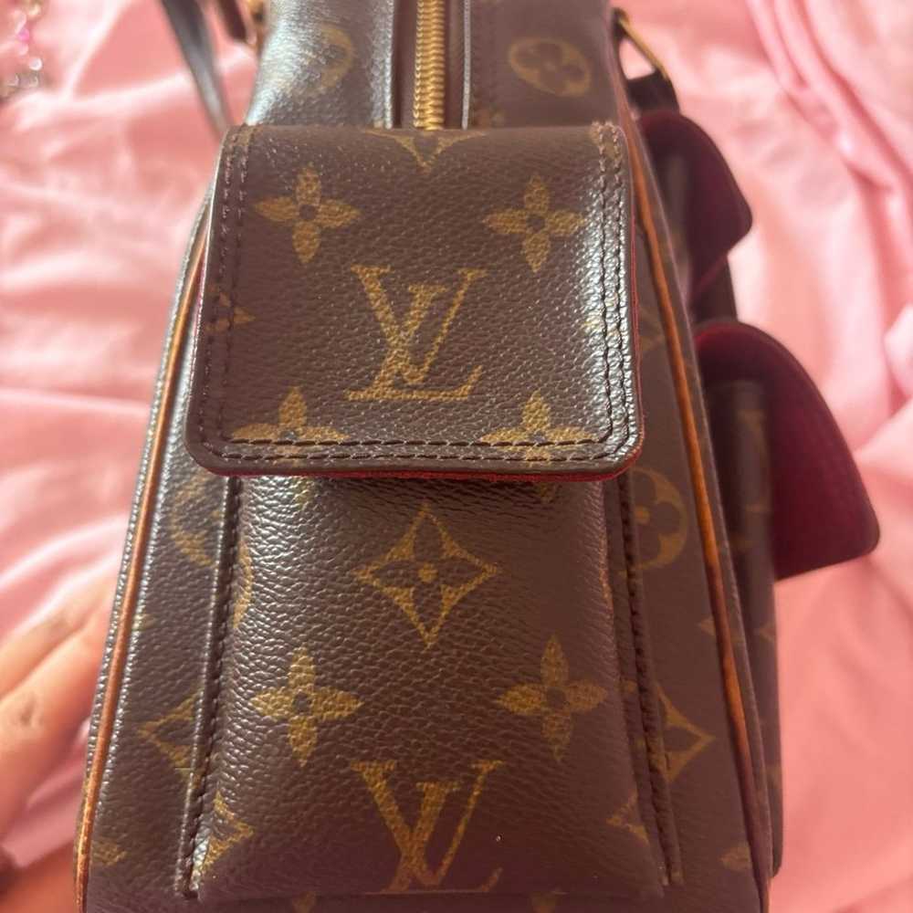 Pre-Owned Louis Vuitton Bag - image 4