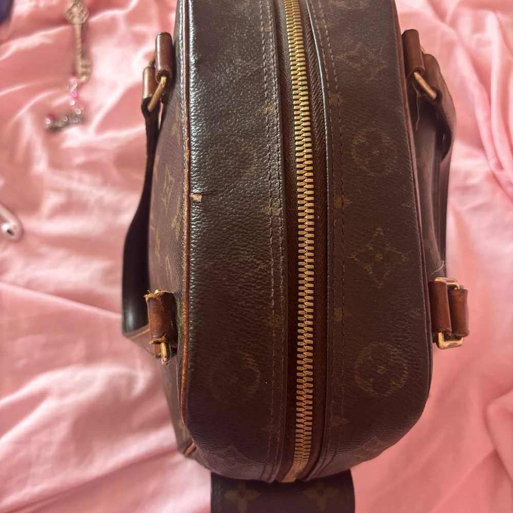 Pre-Owned Louis Vuitton Bag - image 5