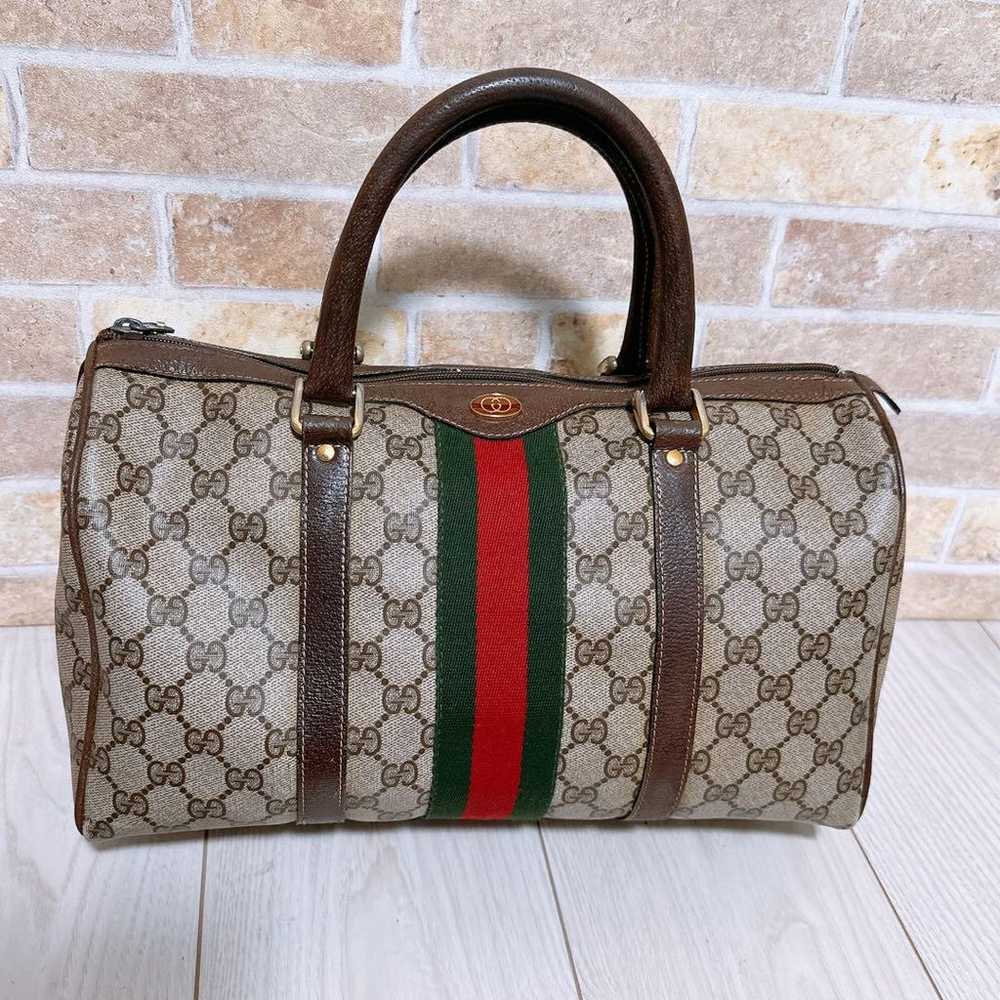 "Beautiful item" GUCCI handbag. - image 1