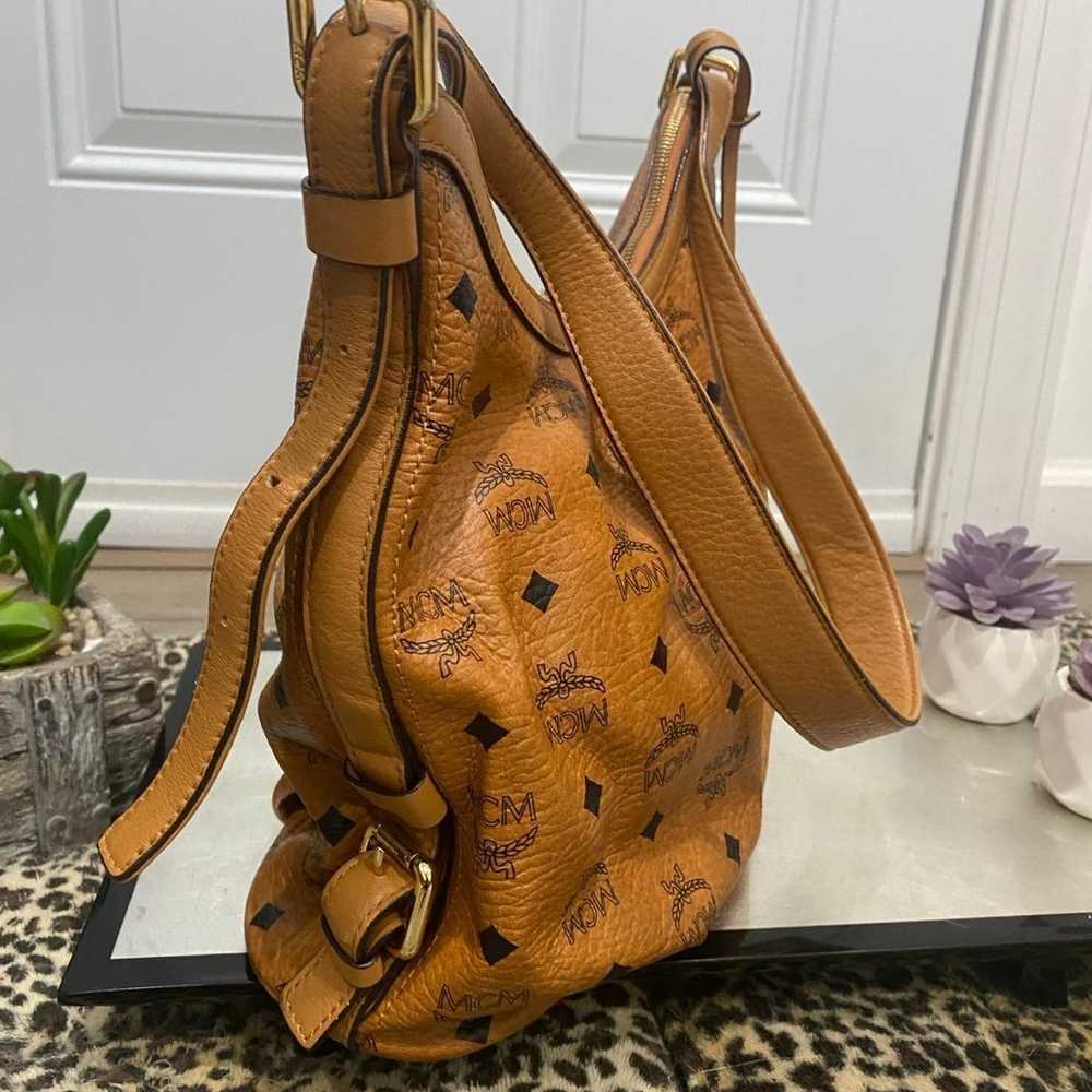 MCM cognac 2 way - image 4