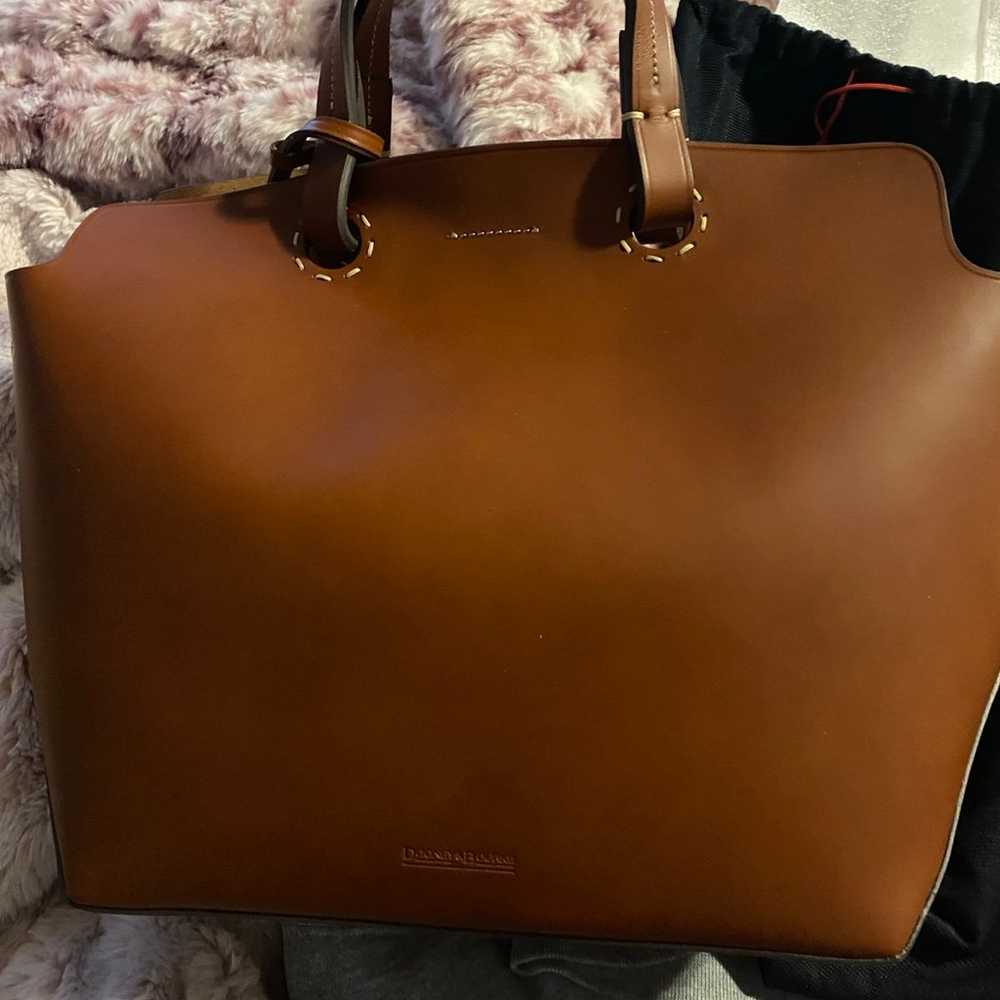 DOONEY AND BOURKE LIVIA HANDBAG! - image 1