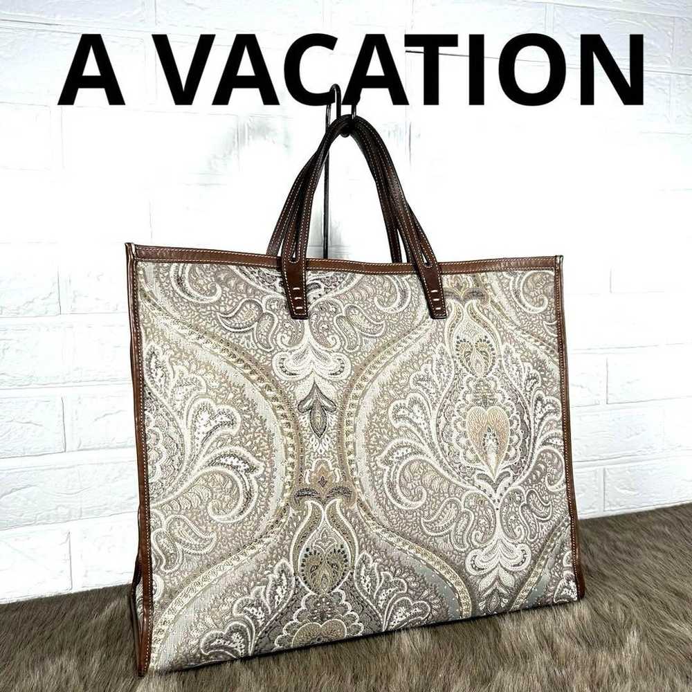 《Beautiful ✨ Rare》A VACATION tank Paisley Tote Bag - image 1