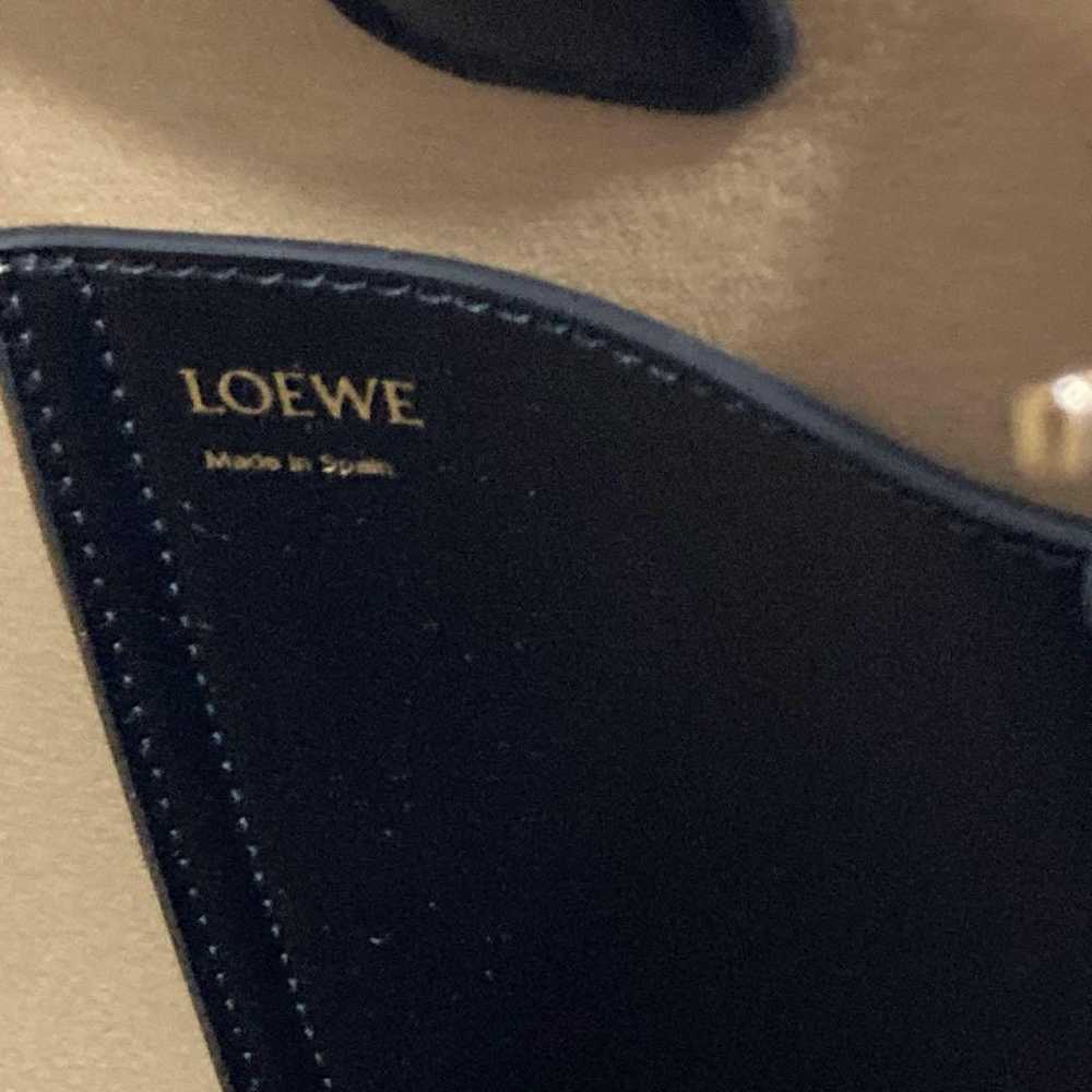 LOEWE Pebble Bucket Bag Mini - image 8