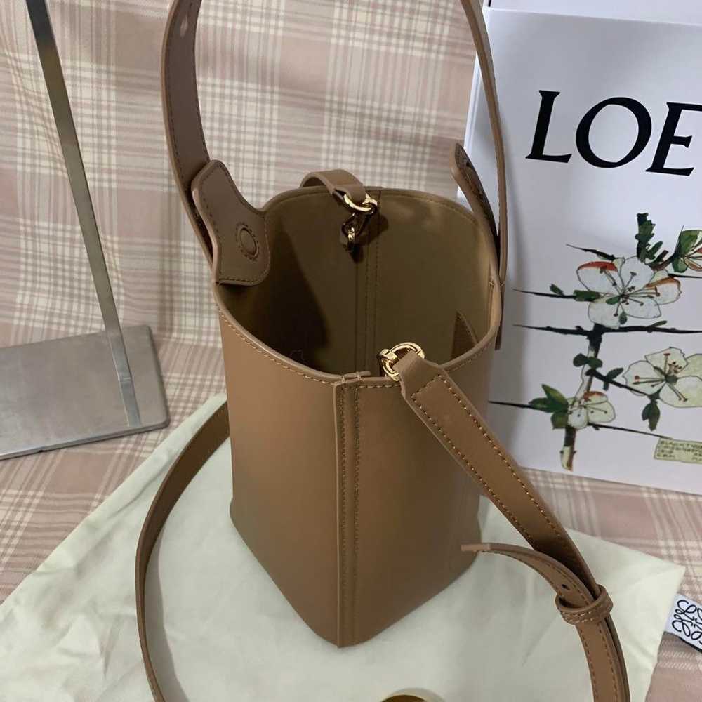 LOEWE Pebble Bucket Bag Mini - image 3