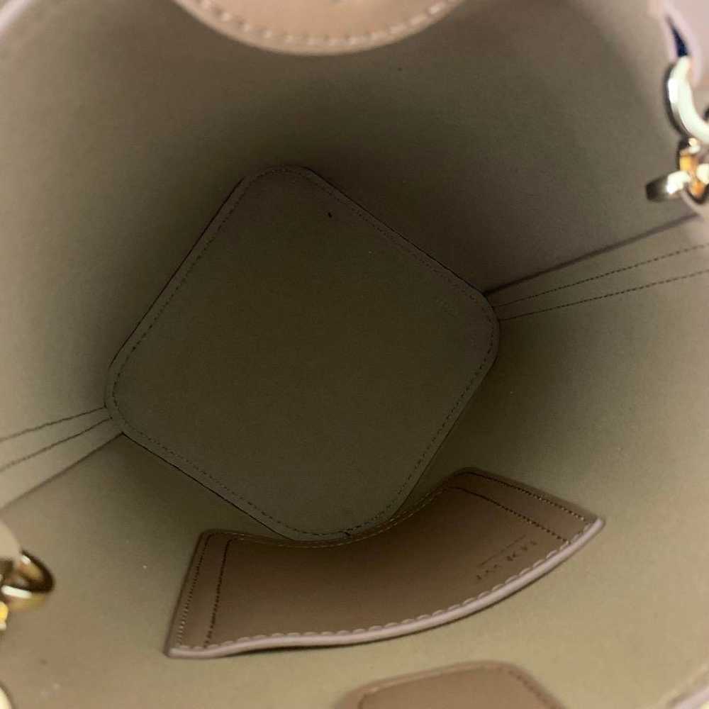 LOEWE Pebble Bucket Bag Mini - image 7