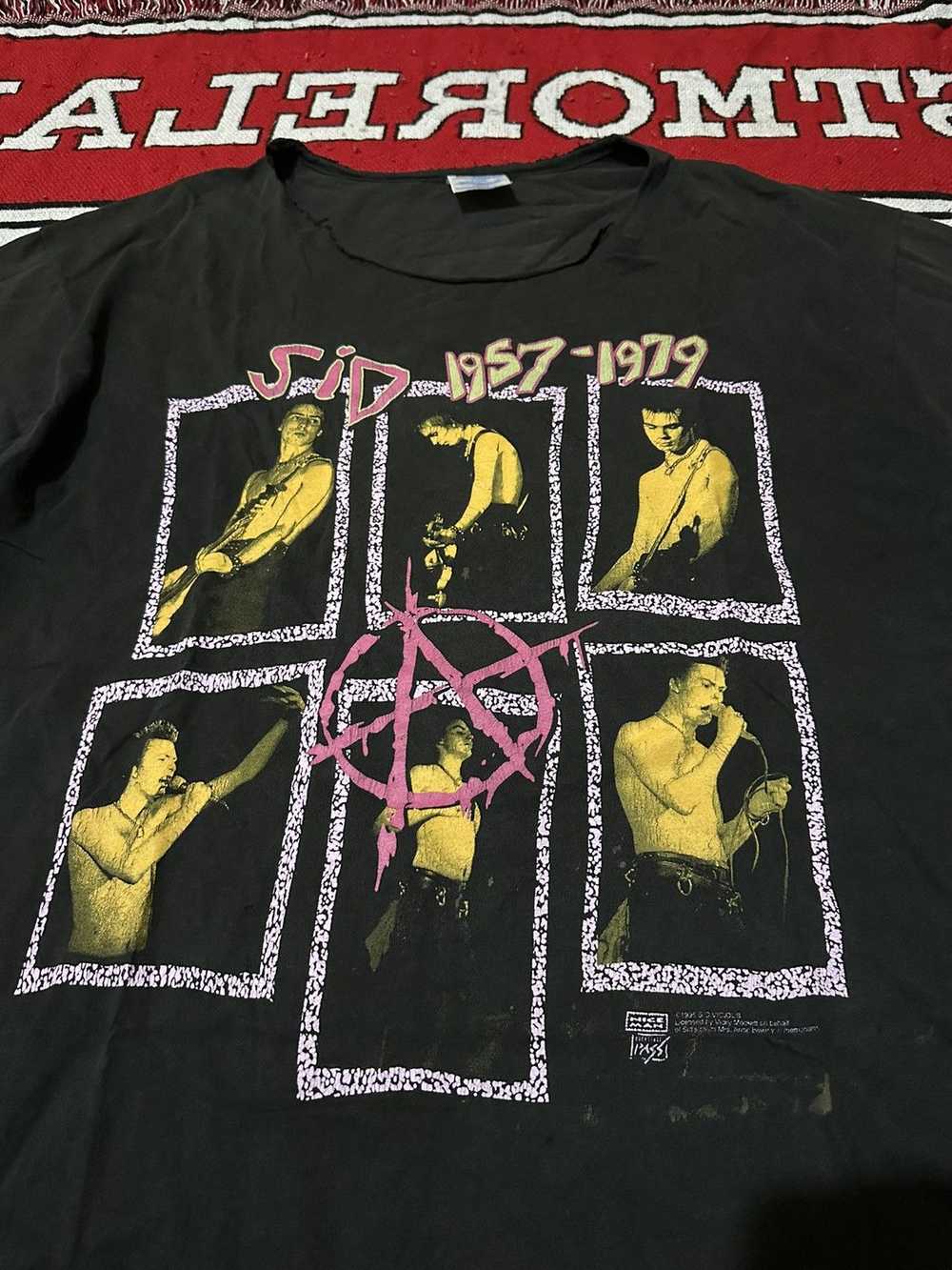 Band Tees × Hanes × Vintage Vintage Sid Vicious "… - image 3