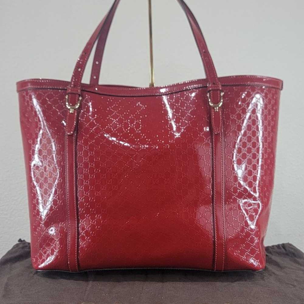 GUCCI MicroGuccissima patent leather tote medium - image 5