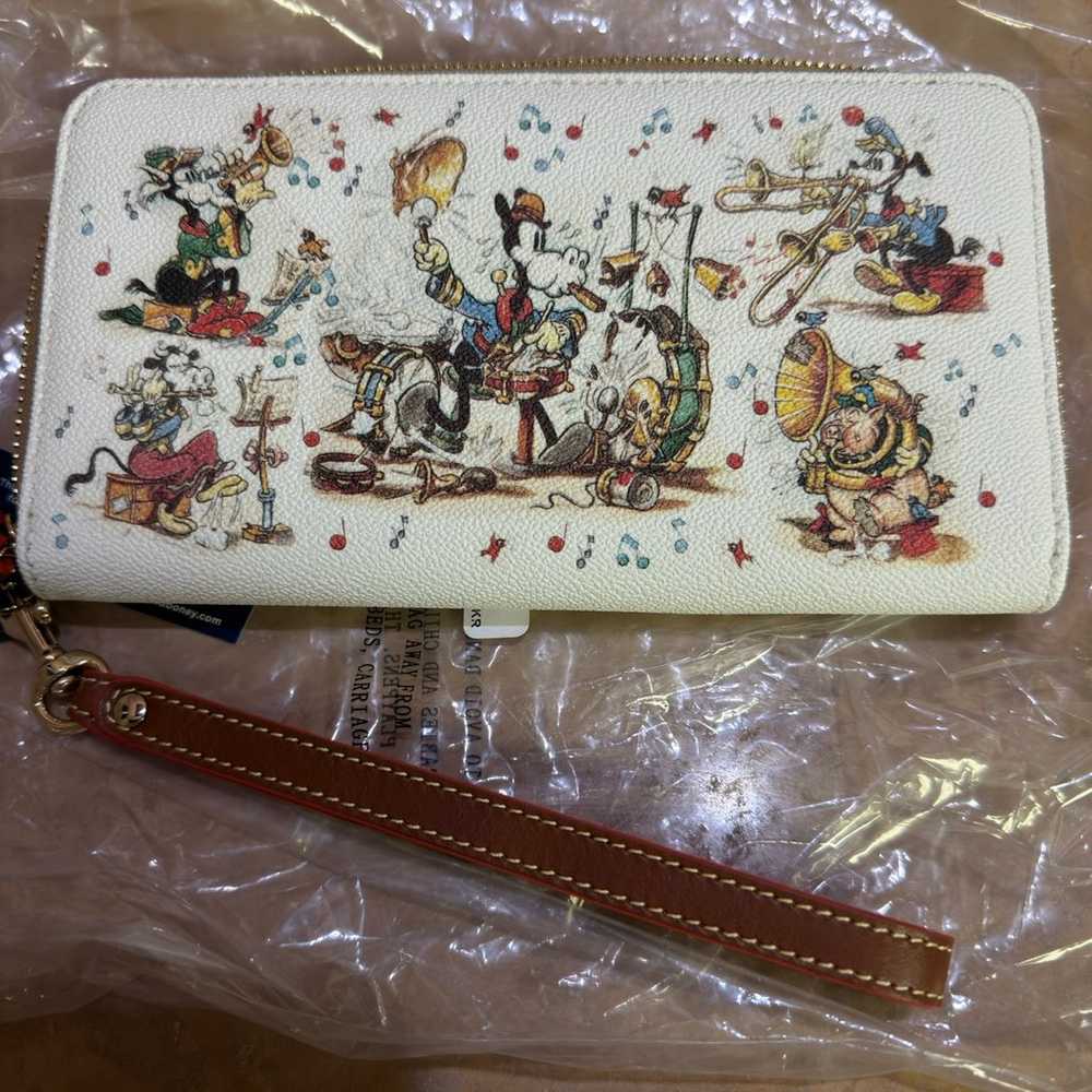 Disney Dooney Bourke 2023 Mickey Band Concert Sat… - image 9